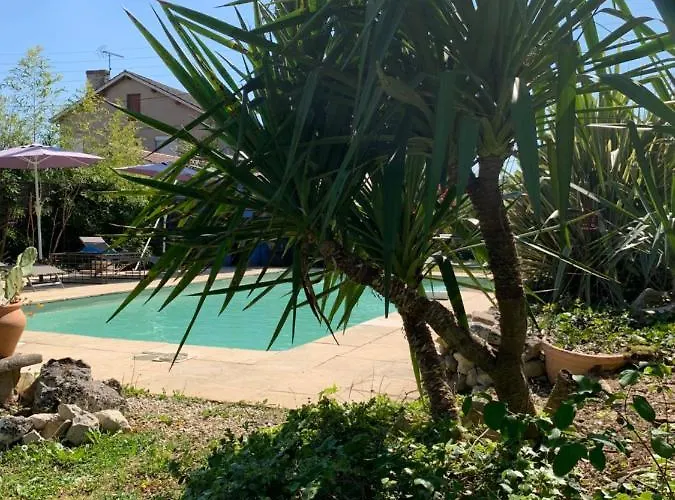 Le 9 Διαμέρισμα *